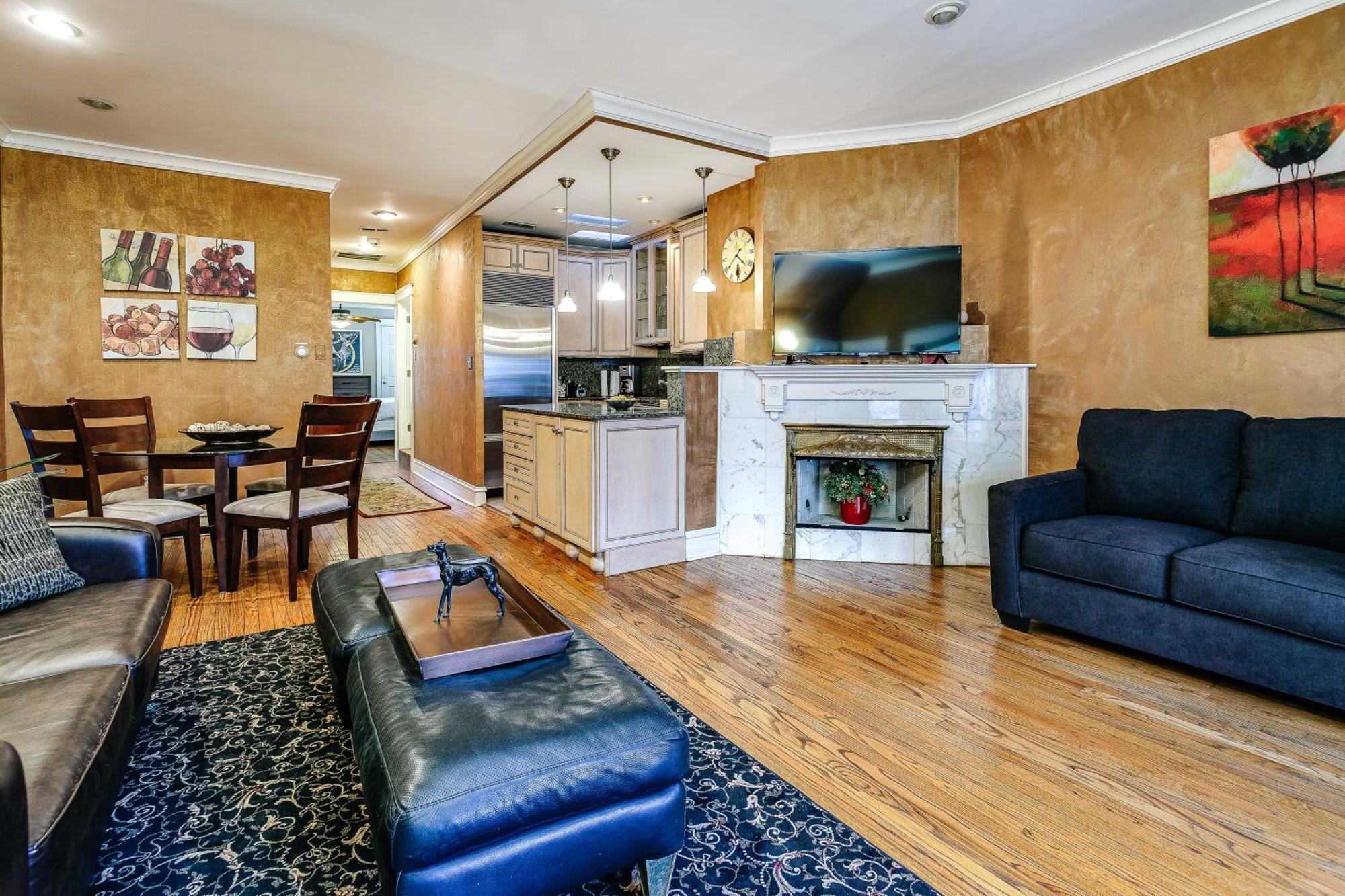芝加哥Historic And Unique Brownstone In Gold Coast - Downtown - 3公寓 外观 照片